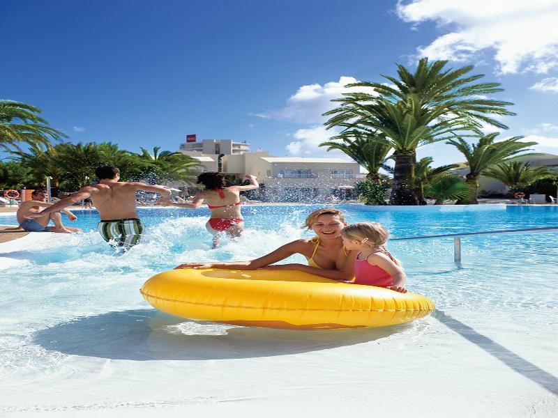Hotel Riu Oliva Beach Resort Corralejo Exterior foto